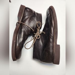 Ugg Westley 9.5 m brown leather vibram chukka boots